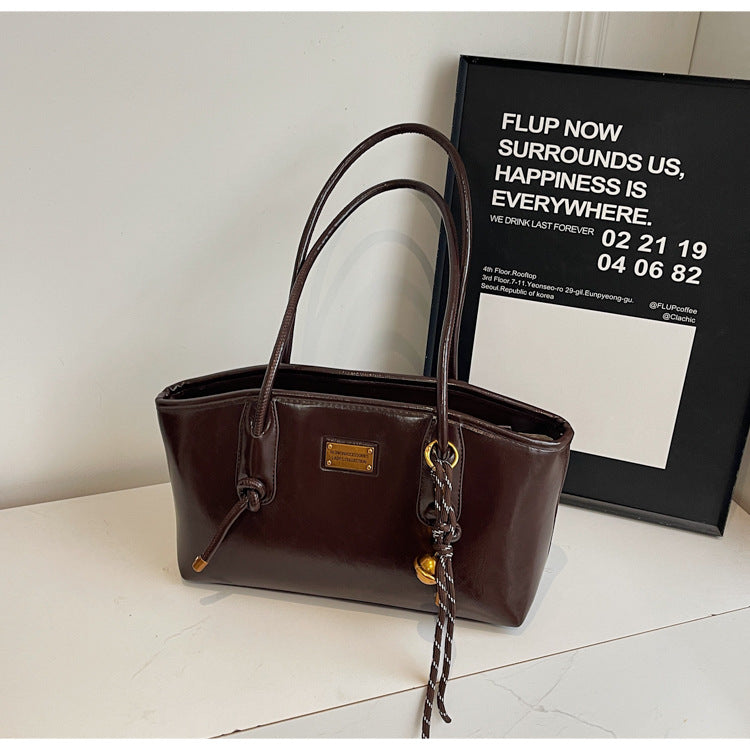 Women's High-grade Retro Easy Matching Large Capacity Winter Popular One Women's Shoulder Bag