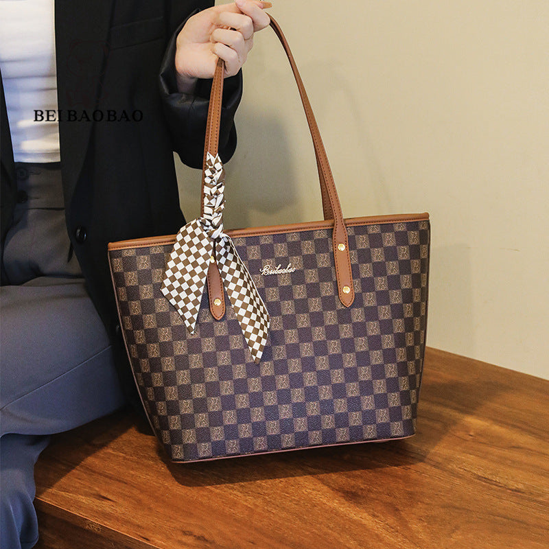 Attractive Source Large Capacity Female Commuting Crossbody Bags