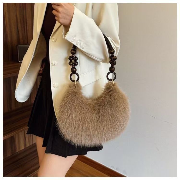 Women's Plush Fashion Large Capacity High Quality Handbags