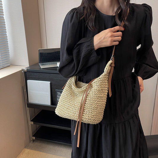 Women's Straw Woven Beach Weaving Simple Leisure Armpit Bags