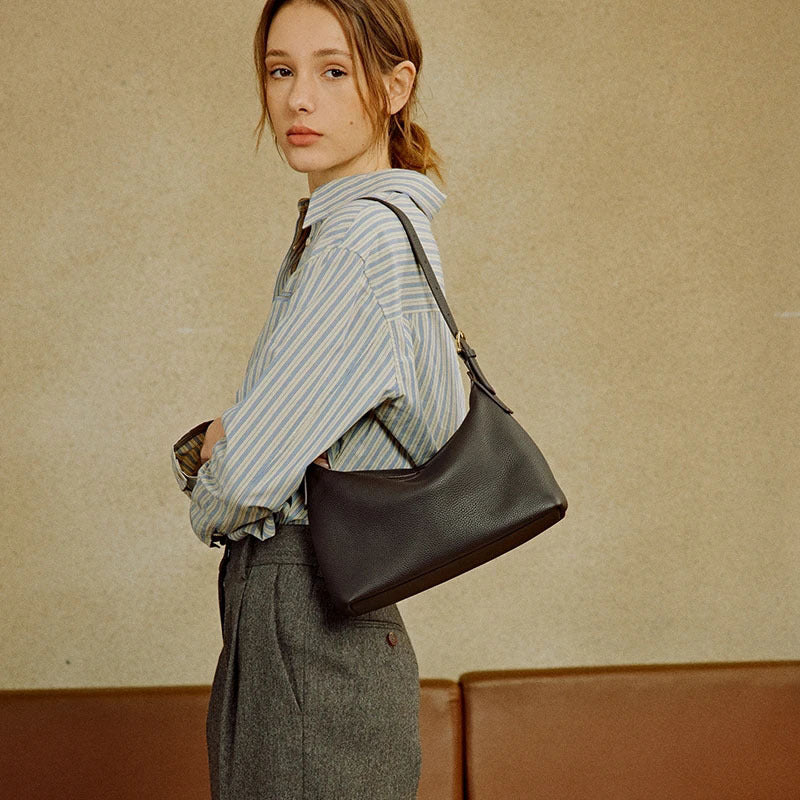 Women's Wind Large Capacity Underarm Spring Commuter Small Square Bags