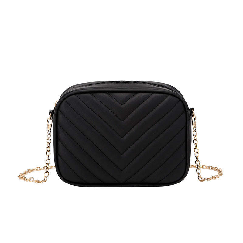 Versatile Korean Style Fashion Leisure Chain V Tattoo Embroidery Women's Shoulder Bag