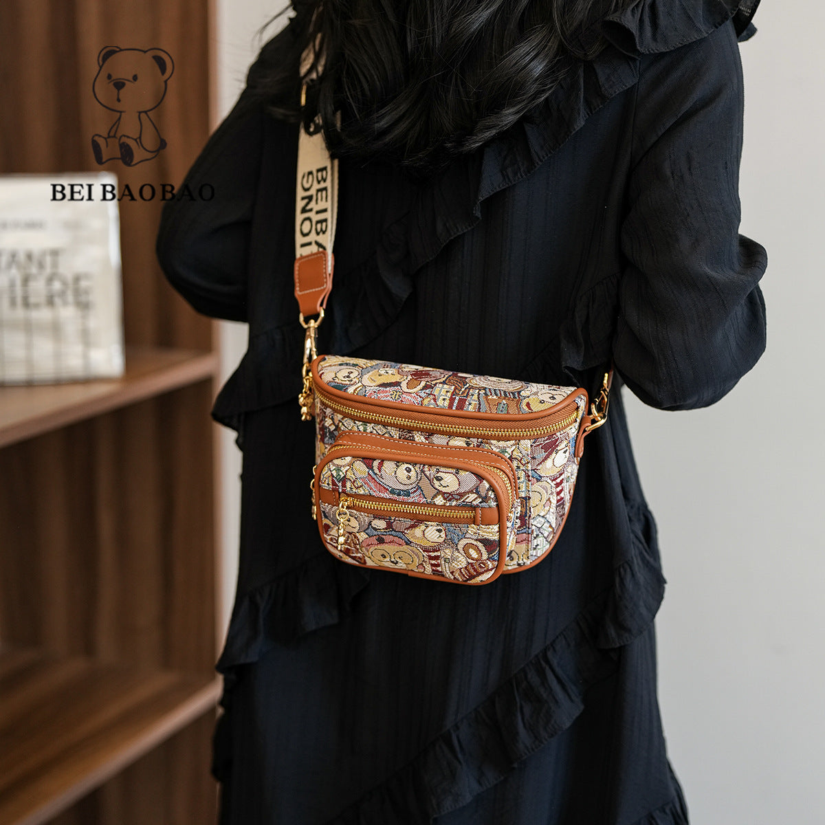 Attractive Women's Source Summer Canvas Bear Women's Messenger Bag