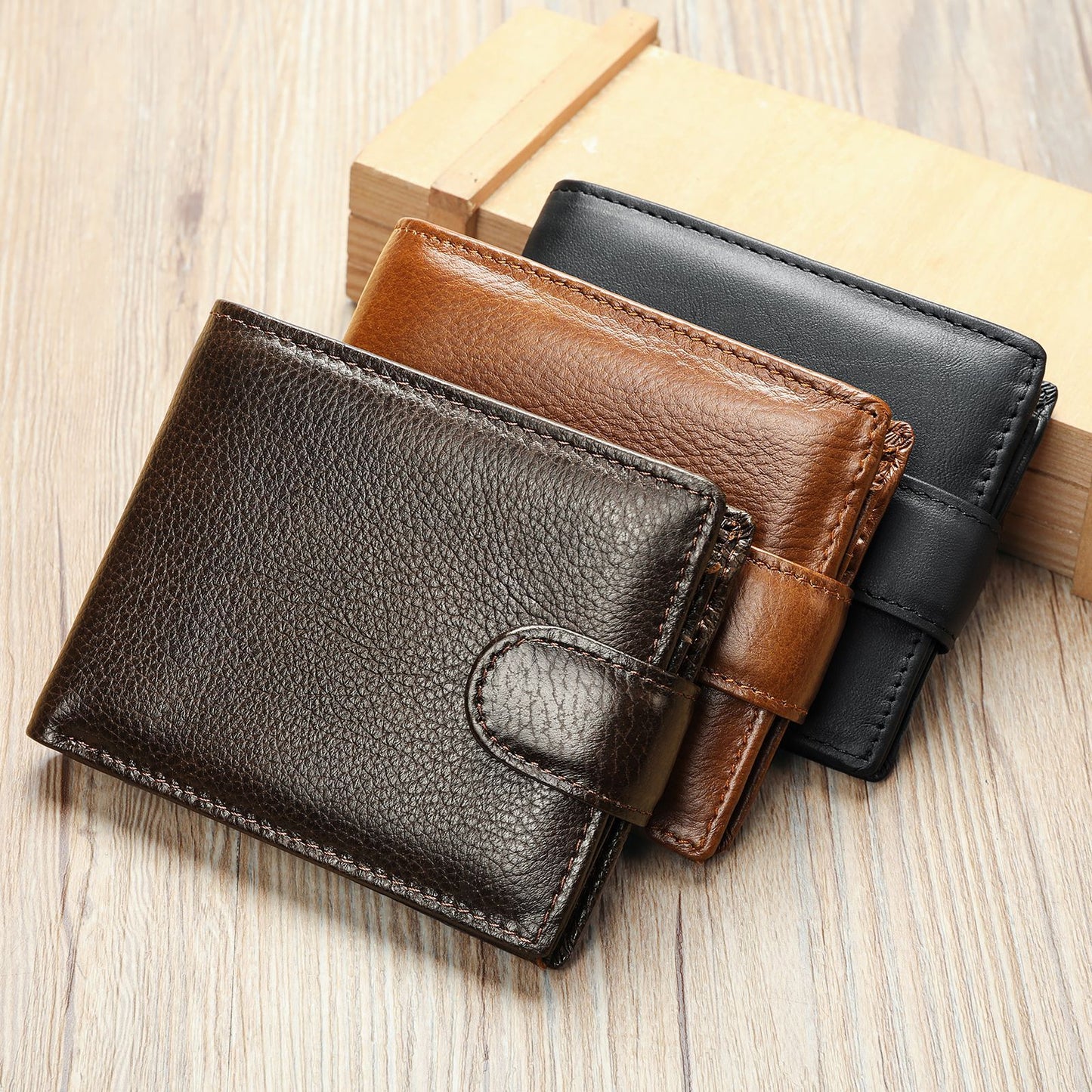 Men's Cowhide Short Genuine Leather Swiping Large Men's Wallets