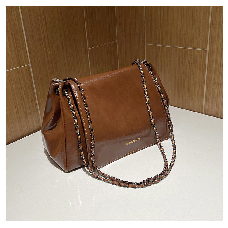 Women's Large Capacity Fashion Retro Autumn Chain Women's Shoulder Bag