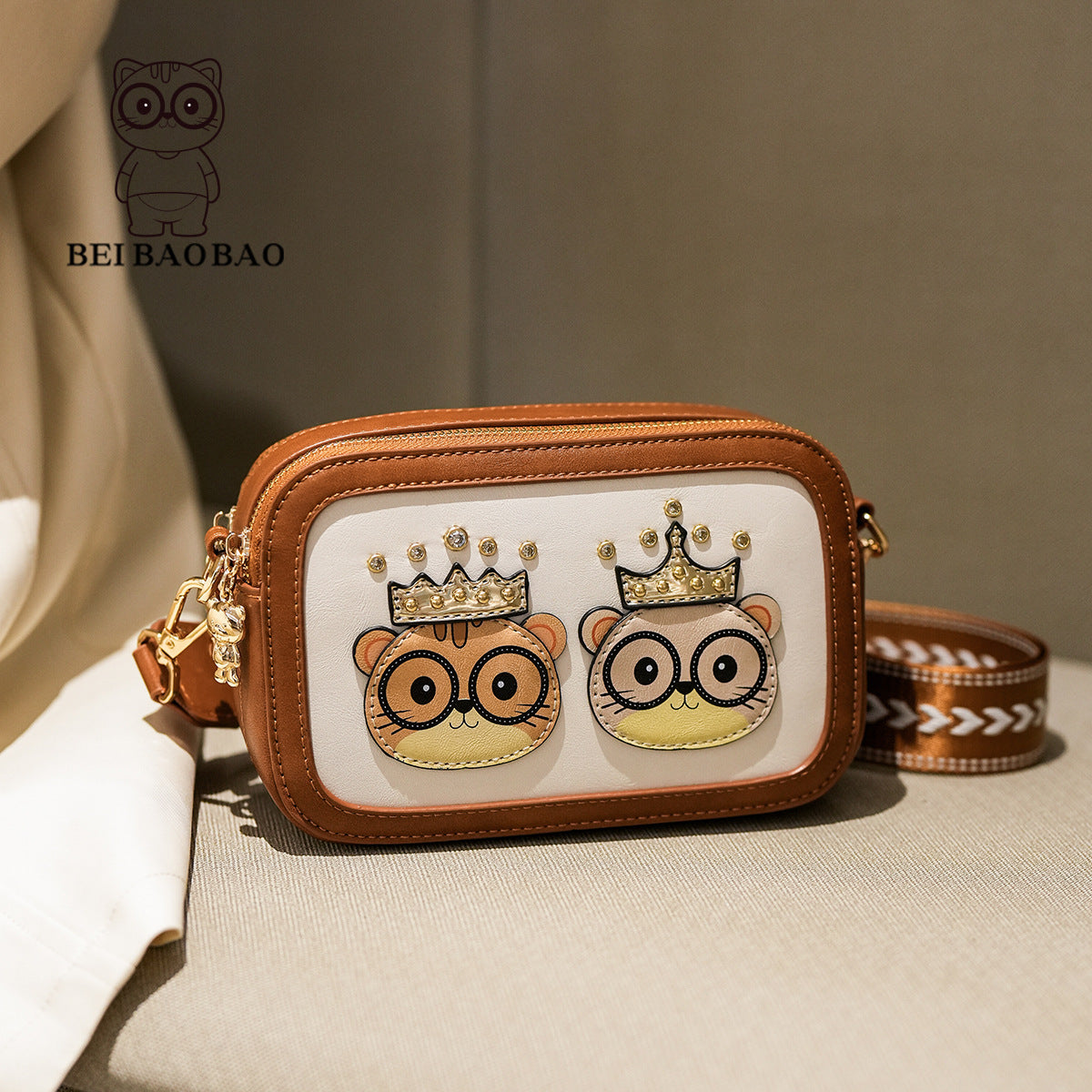 Popular Women's Source Printing Fashion Pouch Women's Messenger Bag
