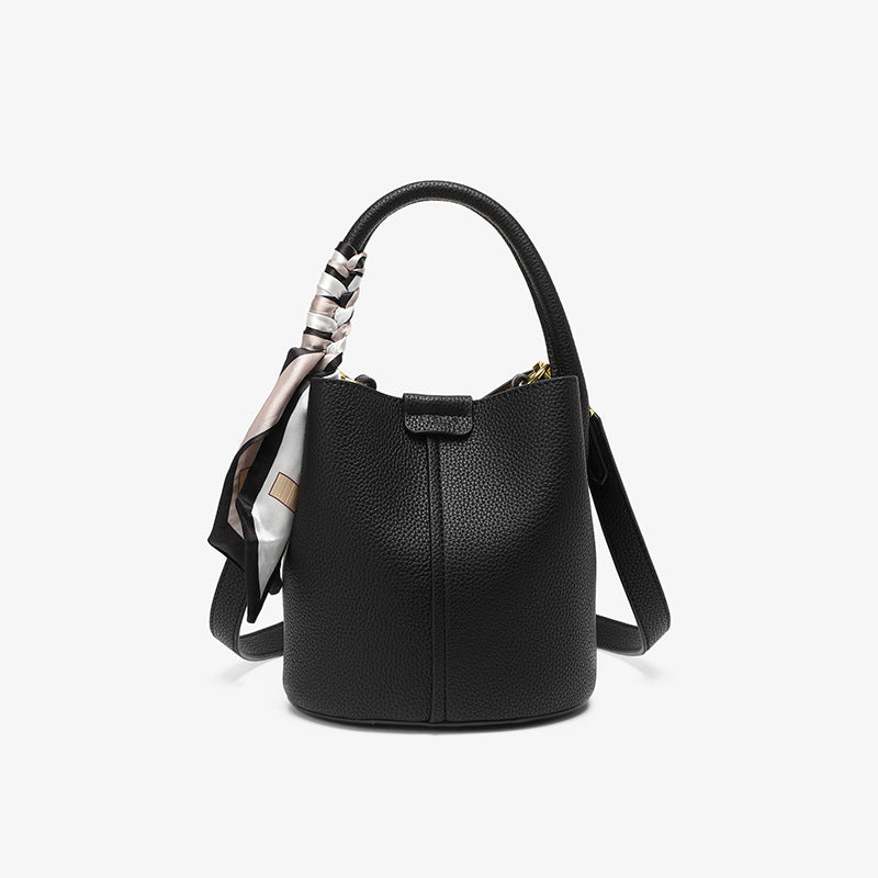 Women's Large Capacity Genuine Leather Commute Senior Bucket Bags