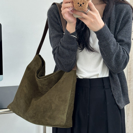 Style Plush Large Capacity Female Class Shoulder Bags