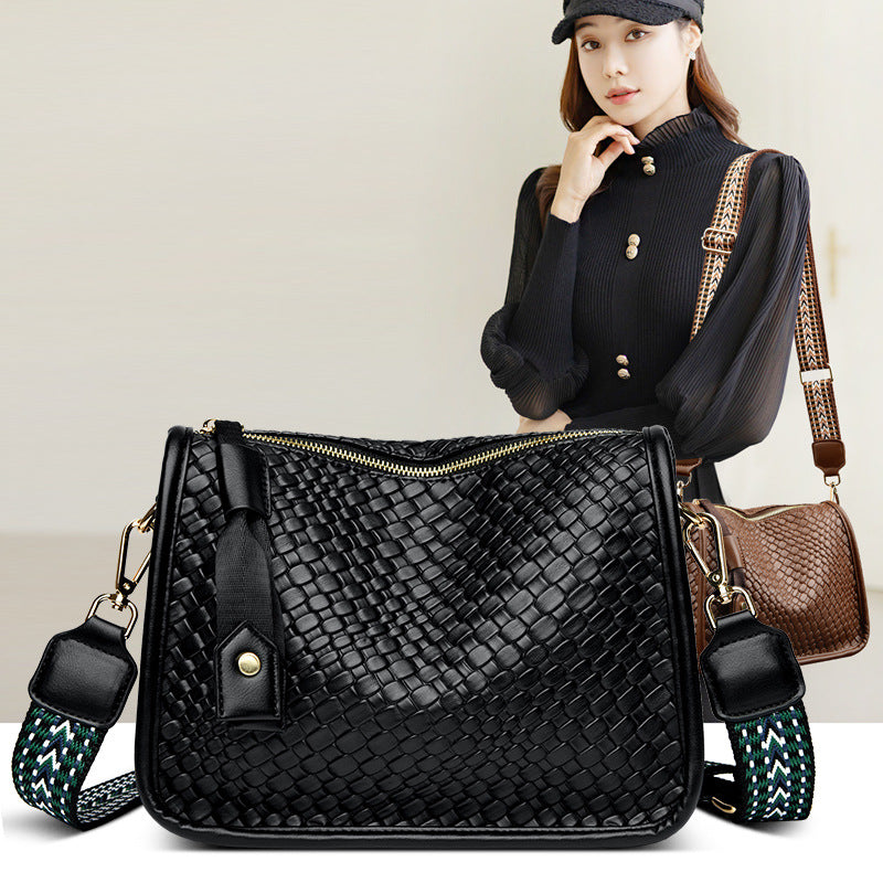 Women's Trendy Woven Underarm Simple Commute Soft Bags