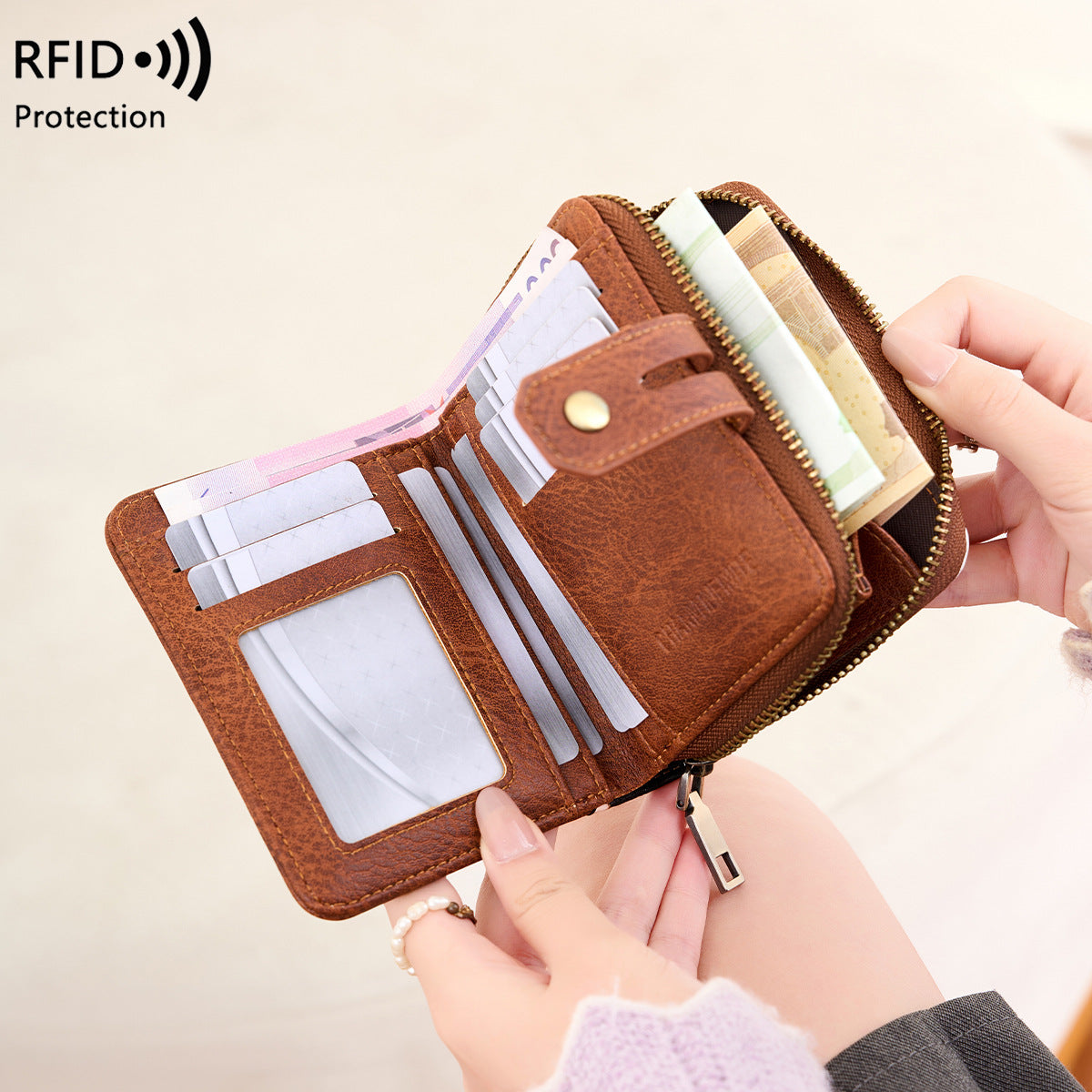 Women's Swiping Chain Printing Color Contrast Short Ladies Wallet