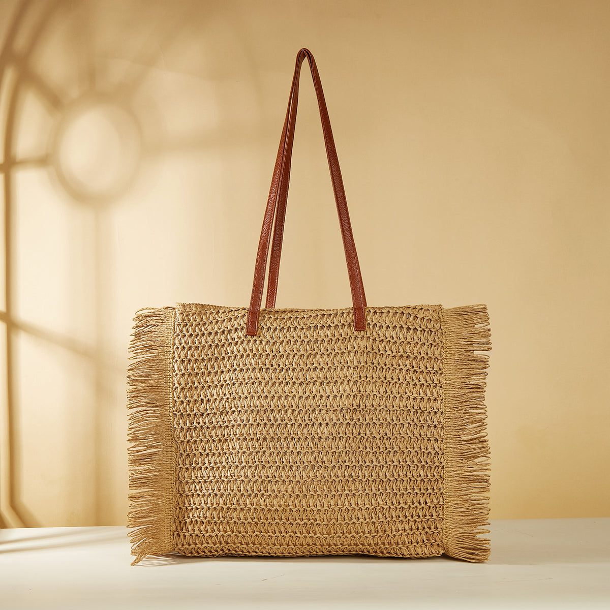 Women's Tassel Straw Woven Large Capacity Totes Vacation Style Portable Women's Shoulder Bag