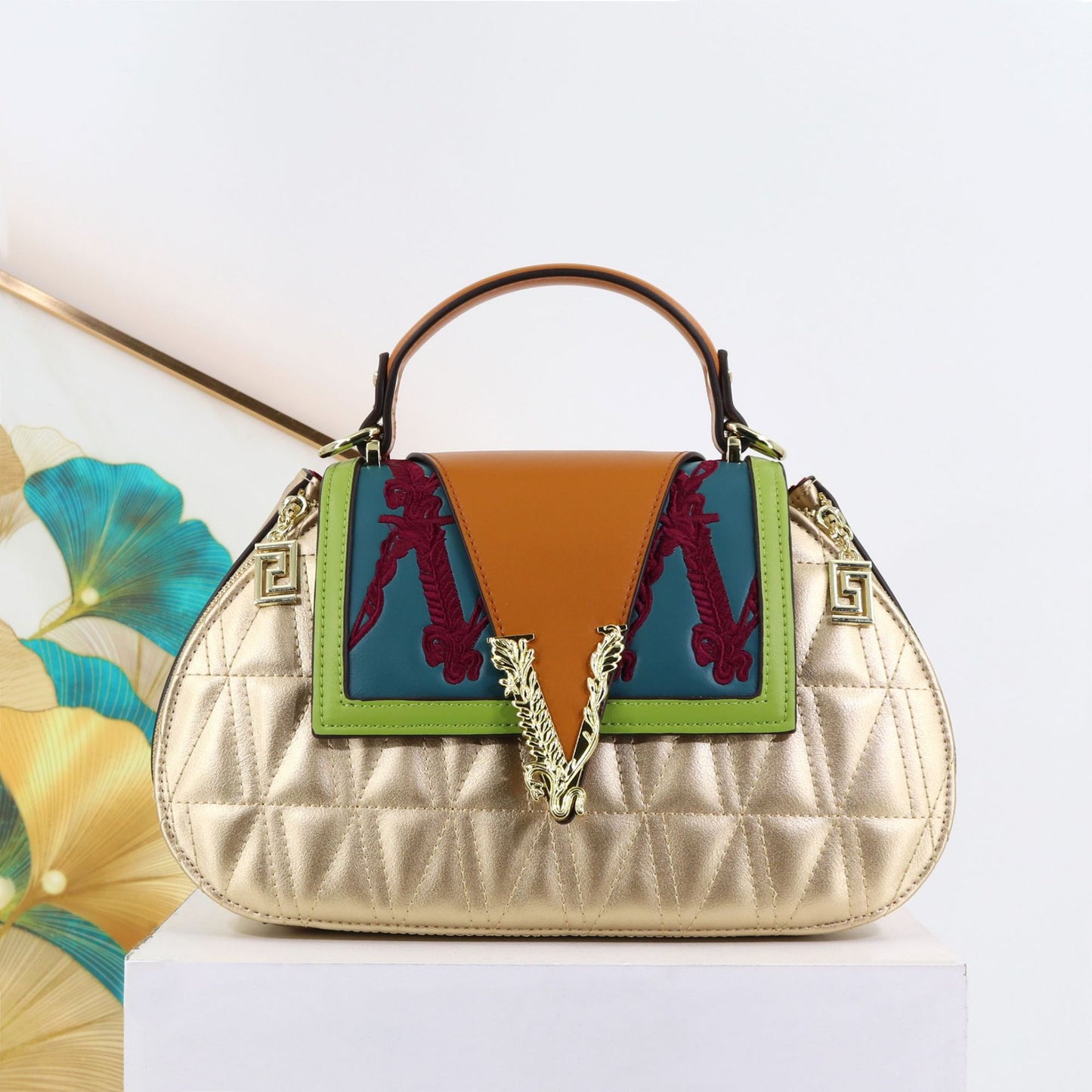 Women's Contrast Color Portable Light Luxury V Handbags