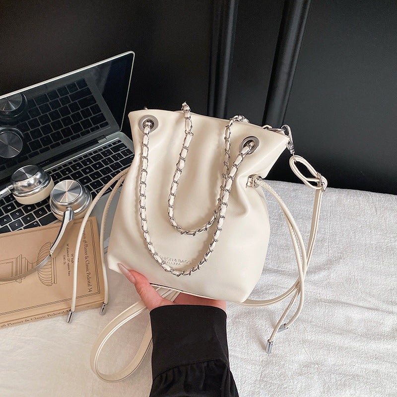 Women's Pure Color Beautiful Spring Chain Stylish Textured Commuting Women's Shoulder Bag