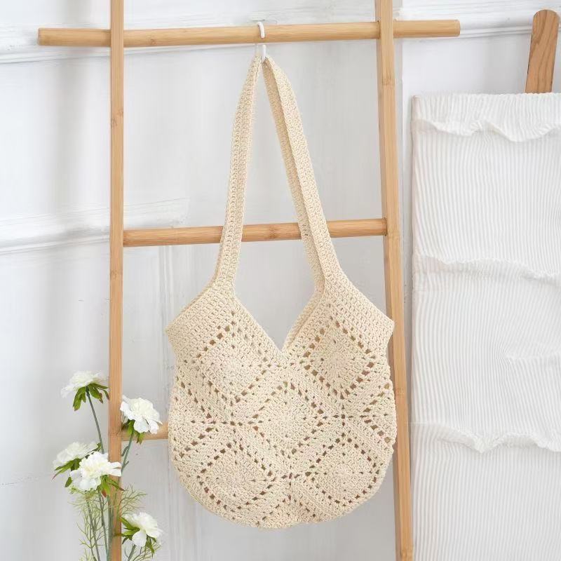 Women's High-grade Hand-woven Leisure Underarm Seaside Vacation Bags