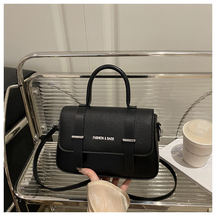 Women's Fashion Large Capacity Simple Decoration Temperament Commute One Portable Women's Shoulder Bag