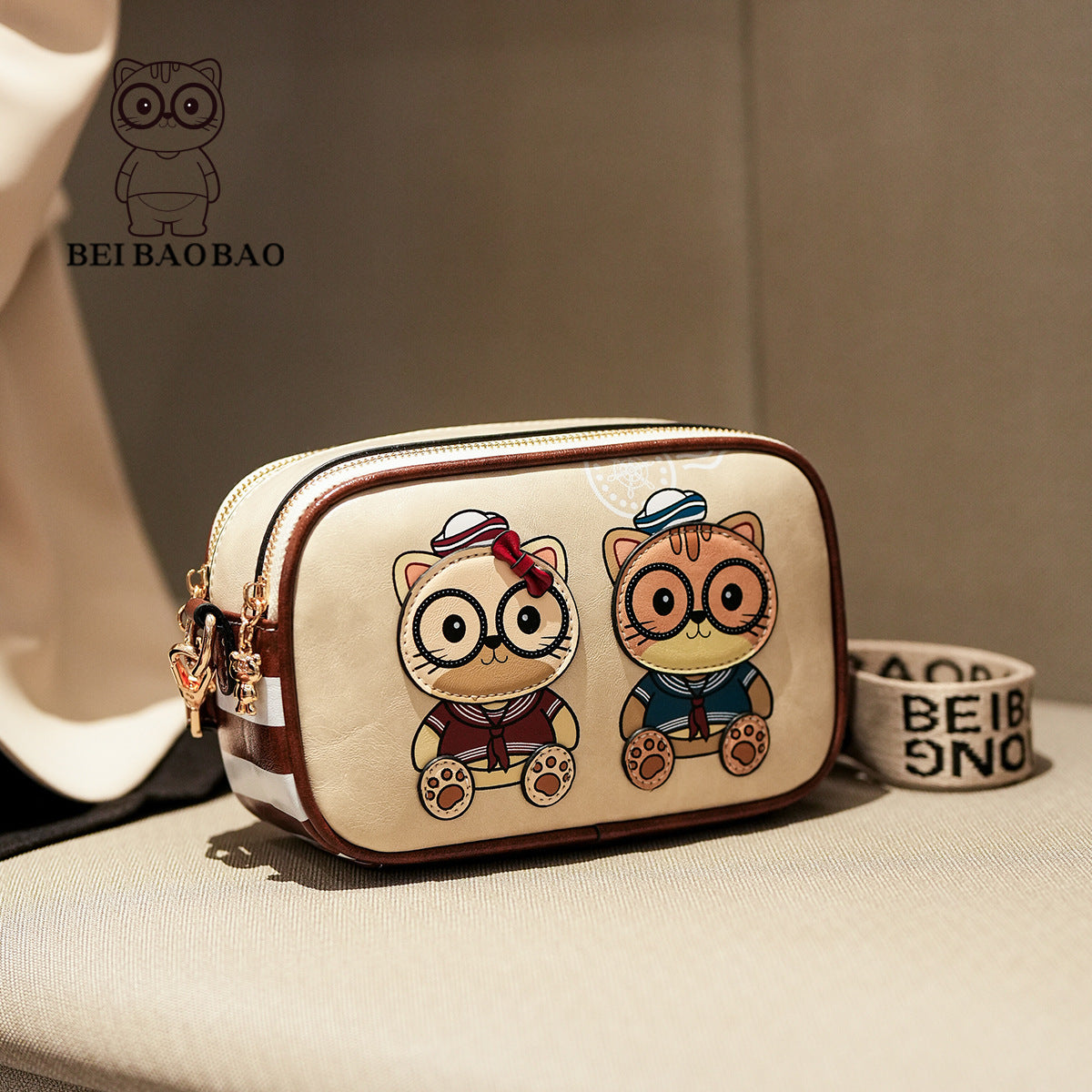 Women's Source Cute Cartoon Cat Stylish Western Women's Messenger Bag