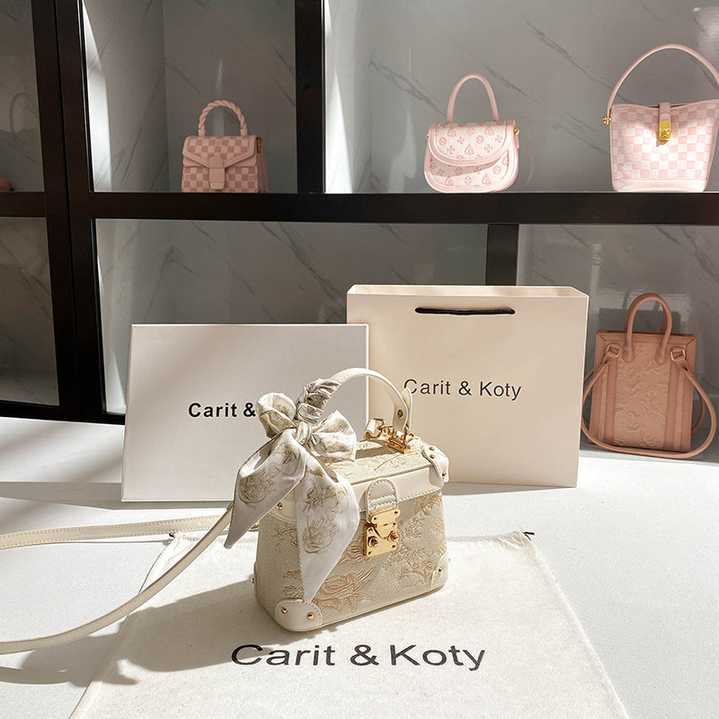 Chinese Embroidery Box High Sense Contrast Small Square Bags