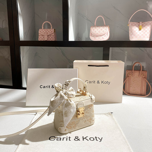 Chinese Embroidery Box High Sense Contrast Small Square Bags