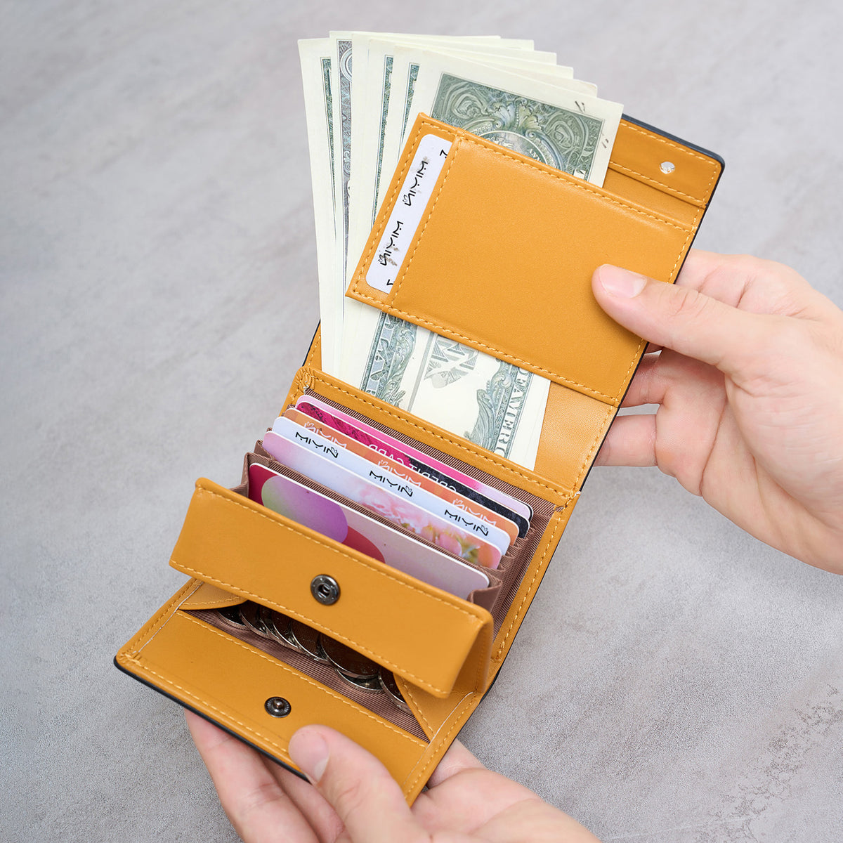 Men's Leather Trifold Multifunctional Business Box Purses