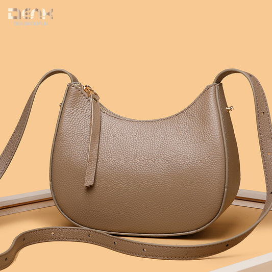 Women's Genuine Leather Fashionable High-grade Underarm Toe Shoulder Bags