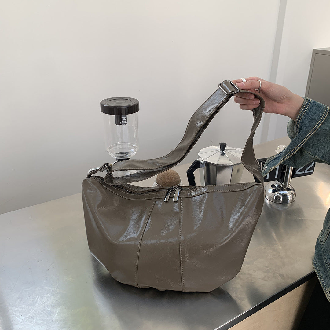 Women's Dong Texture Western Style Wide Strap Large Crossbody Bags