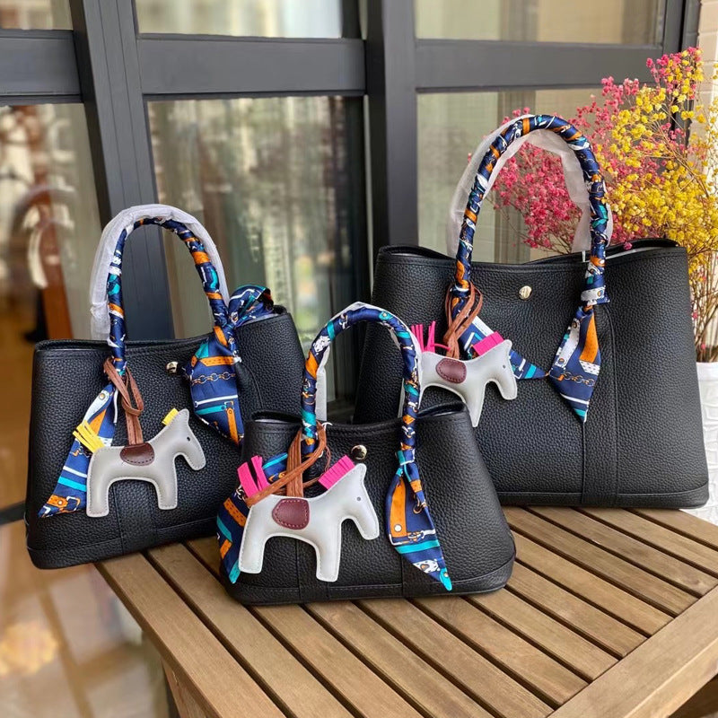 Genuine Leather Fashion Simple Large Capacity Portable Shoulder Bags