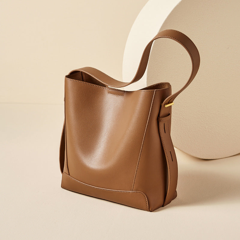 Women's Large Genuine Leather Capacity Commuter Shoulder Bags