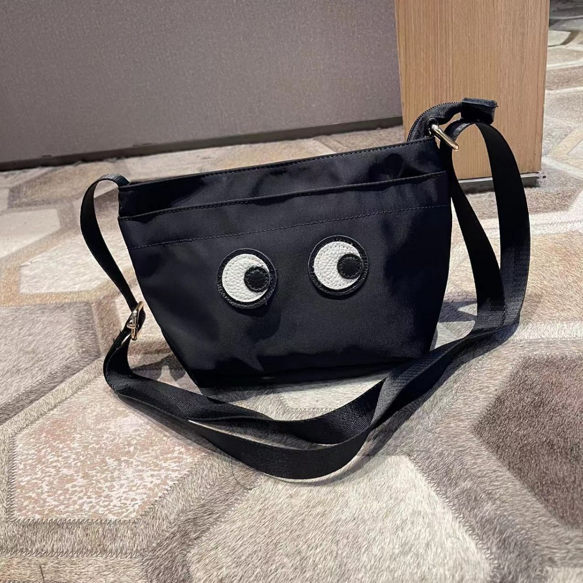 Women's Cute Waterproof Lightweight Nylon Fabric Texture Crossbody Bags