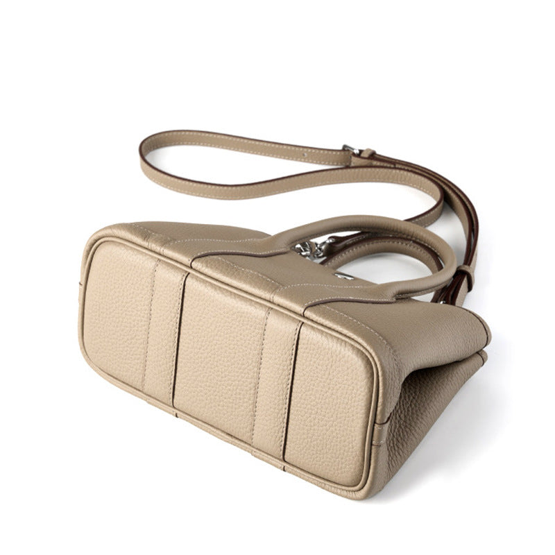 Women's Summer Genuine Leather Niche High Sense Portable Large Tote Bags