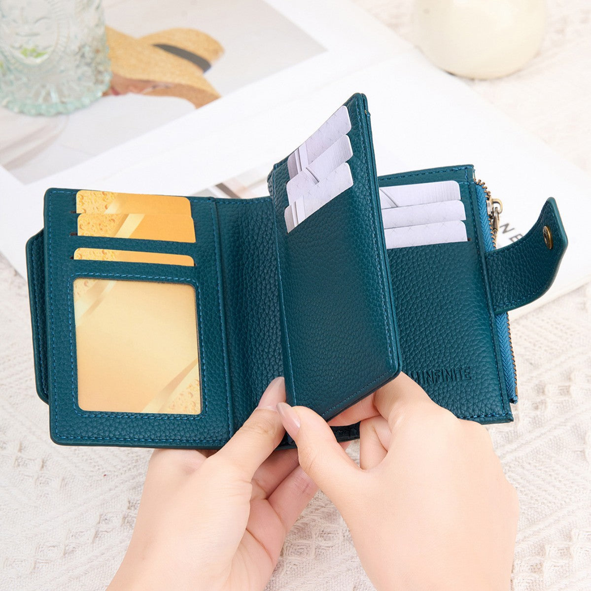 Women's Litchi Pattern Soft Leather Zip Multiple Slots Fashion Buckle