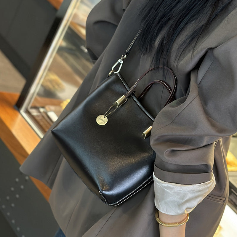 Women's Commute Simple Fashion Large Capacity Genuine Bags