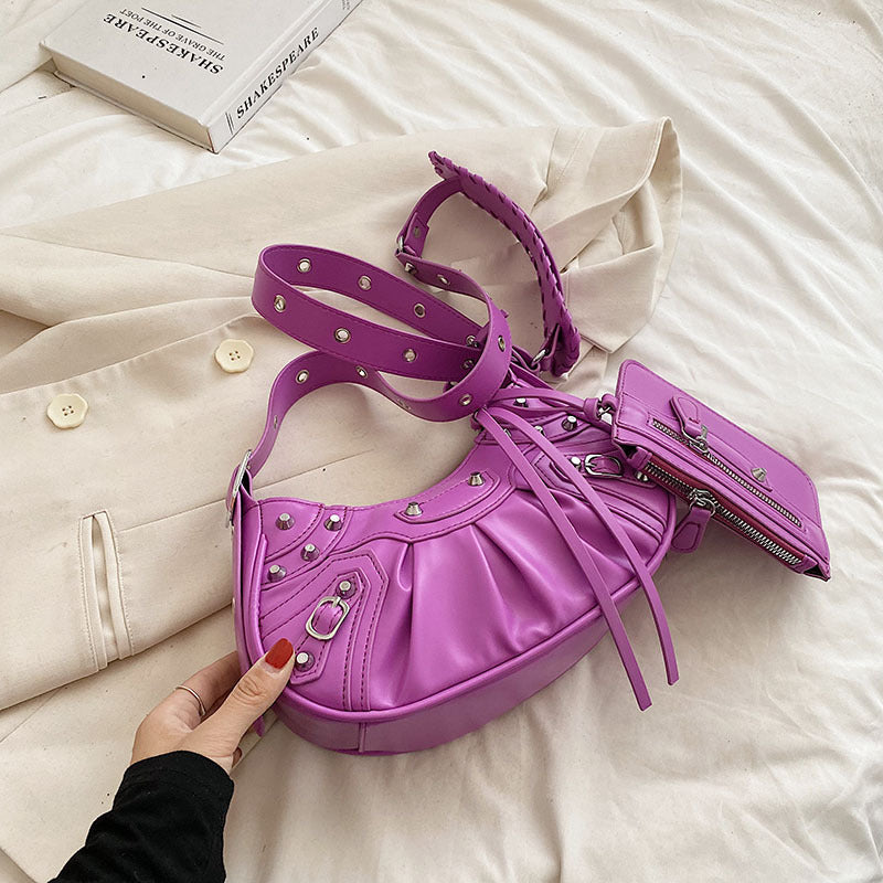 Women's Niche Retro Commuter High-grade Punk Crossbody Bags