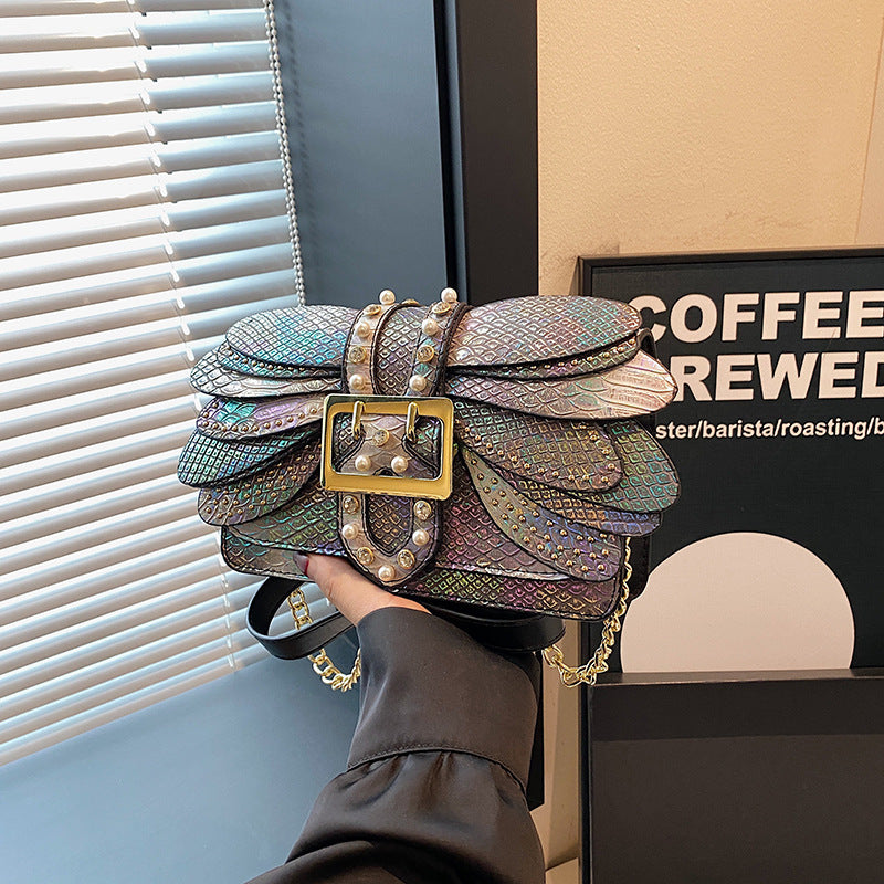 Women's Graceful Vintage Chain Snake Pattern Crossbody Bags