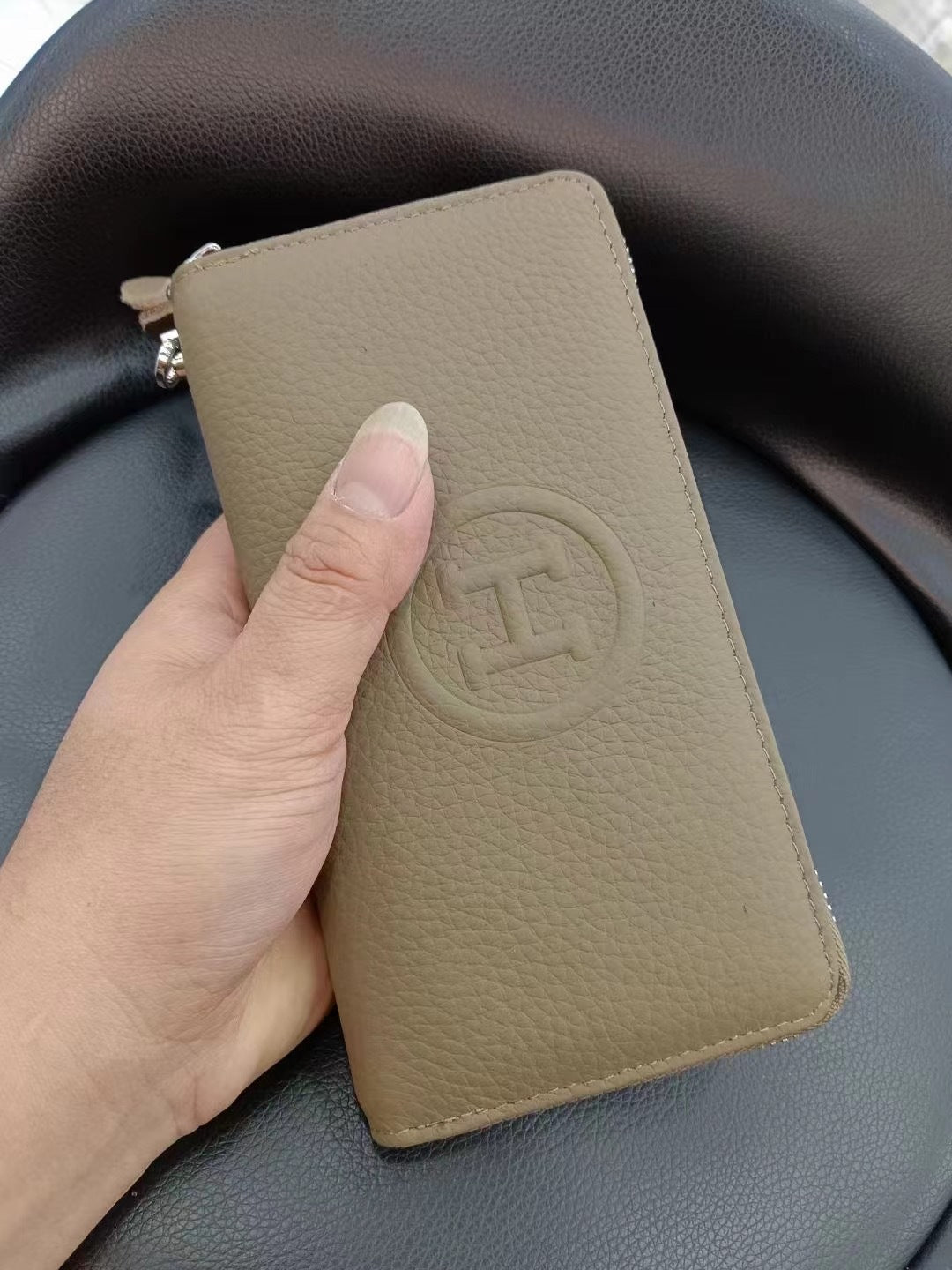 Women's Long Cowhide Zipper Lychee Pattern Clutch Ladies Wallets