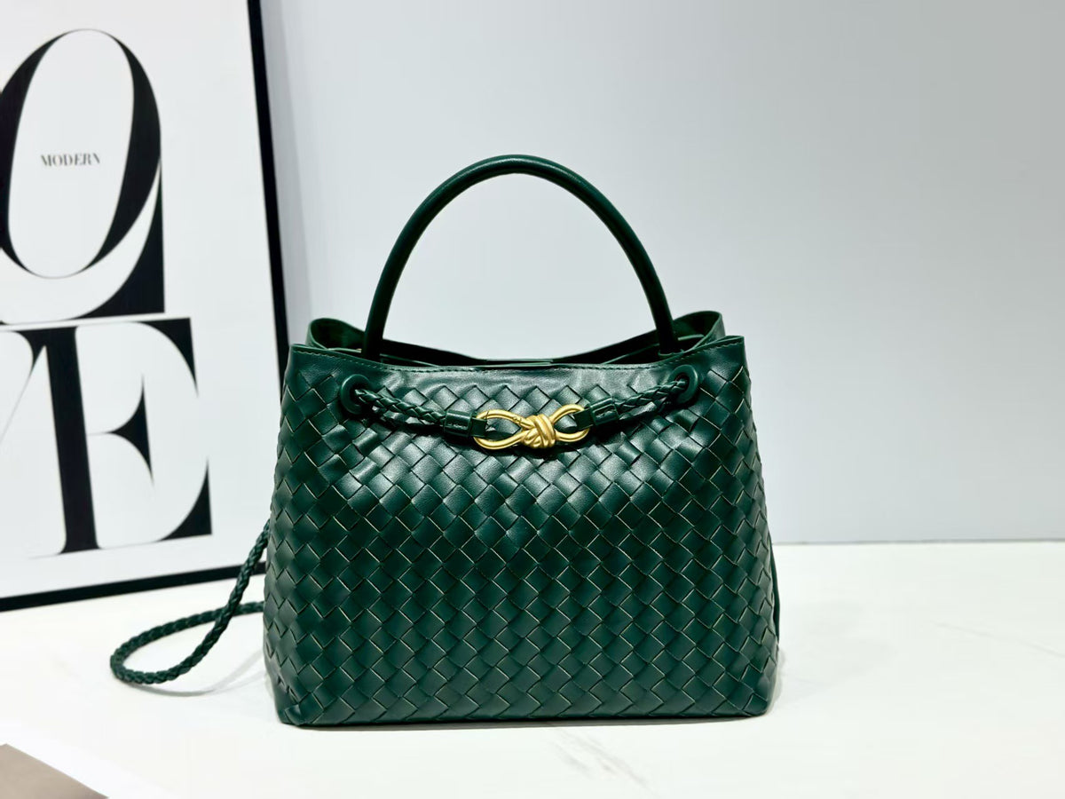 Women's Large Capacity Outing Simple Handmade Woven Women's Shoulder Bag
