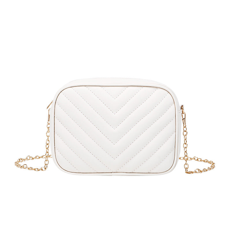 Versatile Korean Style Fashion Leisure Chain V Tattoo Embroidery Women's Shoulder Bag