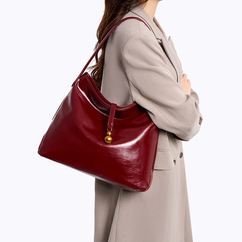 Women's Texture Leather Large Capacity Commuter Retro Women's Shoulder Bag