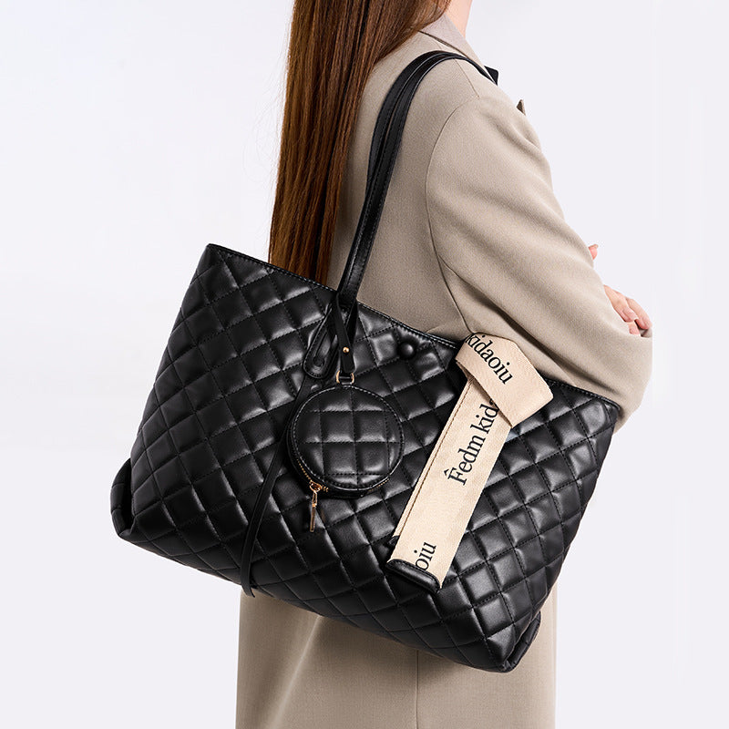 Commuter Texture Large Capacity Everyday Joker Shoulder Bags