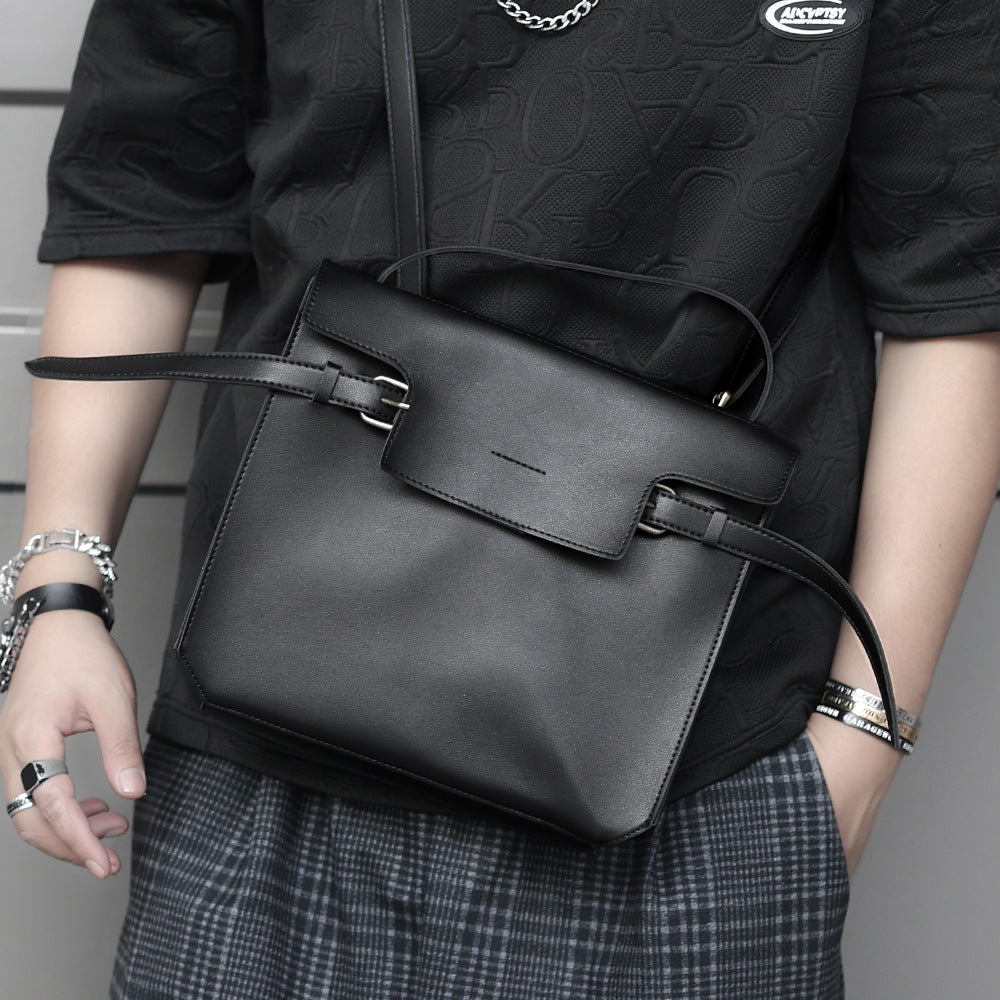 Women's & Men's & Ribbon One Retro Leather Solid Men's Messenger Bags