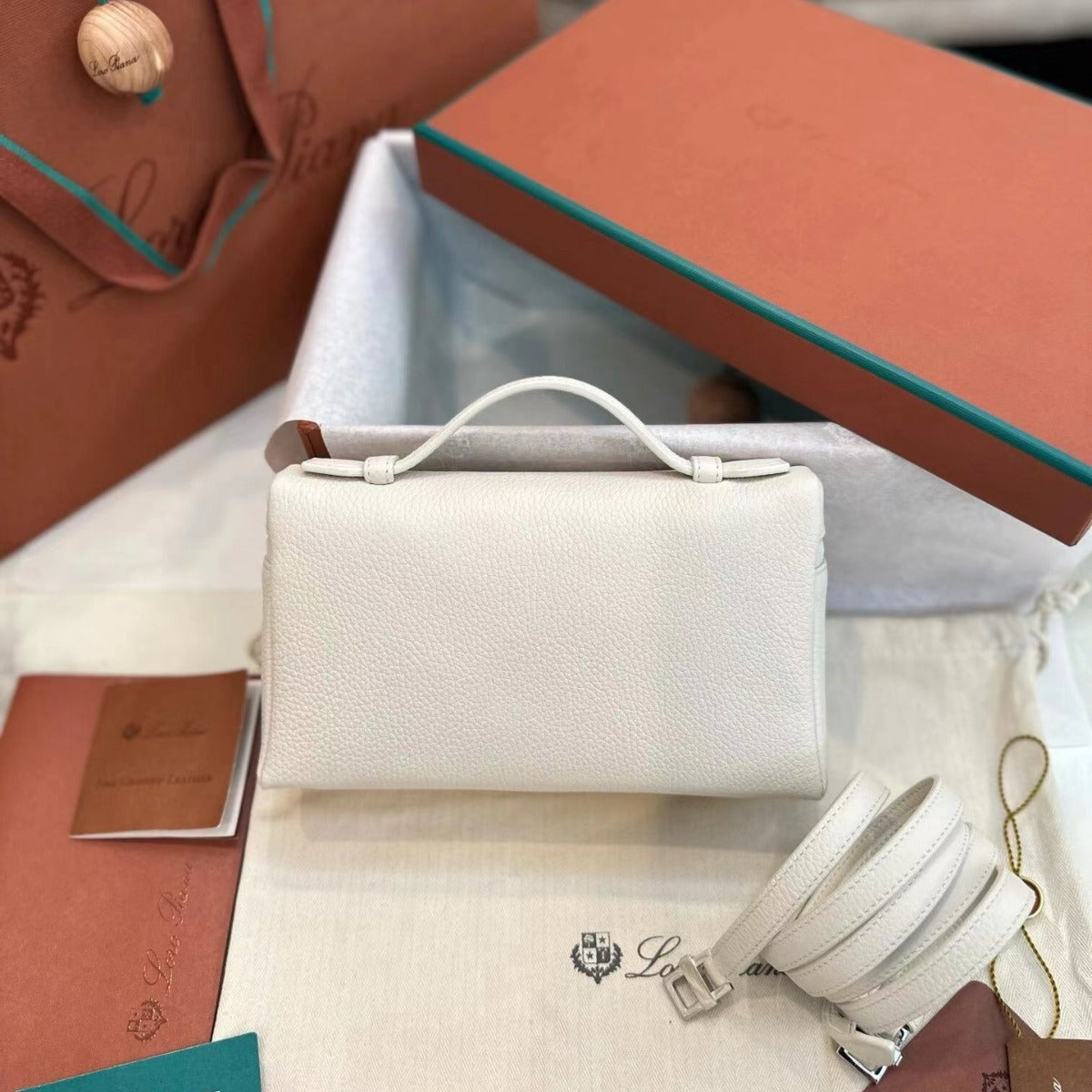 Women's Genuine Leather Lunch Box Lychee Pattern Handbags