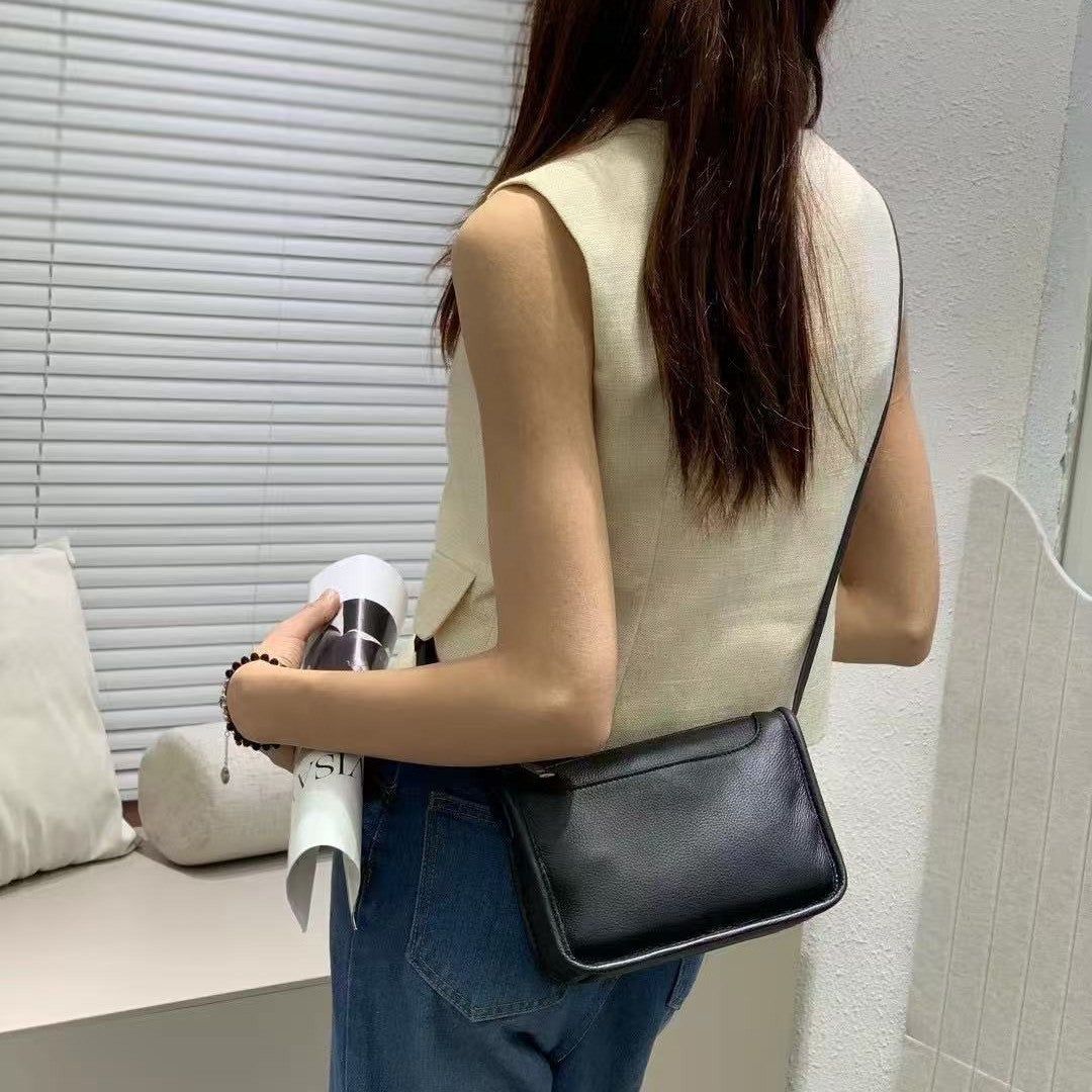 First Layer Cowhide Leather Retro Simple Atmosphere Bags