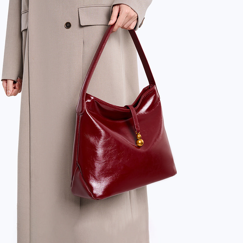 Women's Texture Leather Large Capacity Commuter Retro Women's Shoulder Bag