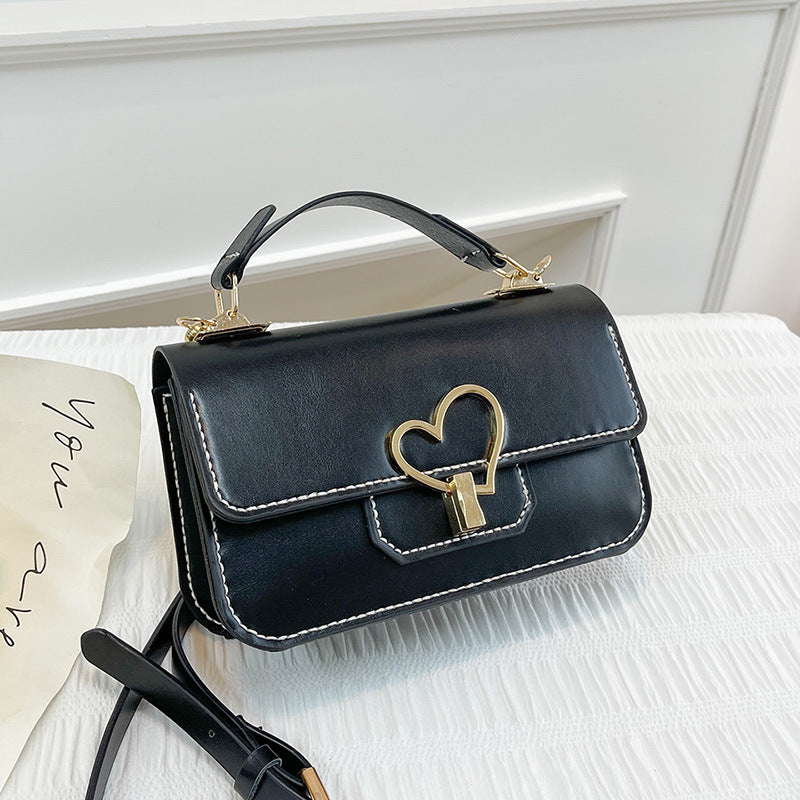 Women's Hand-woven Summer Self-made Contrast Color Material Women's Shoulder Bag