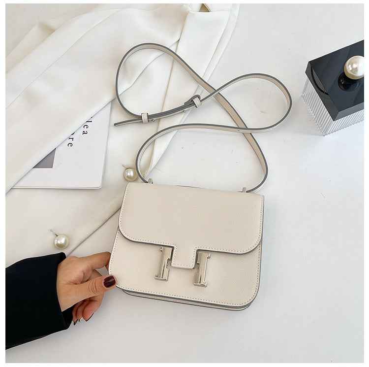 Summer Mini Constance Chain Pig Nose Bags