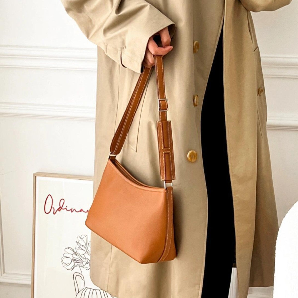 Women's First Layer Cowhide Underarm Fashionable Simple Bags