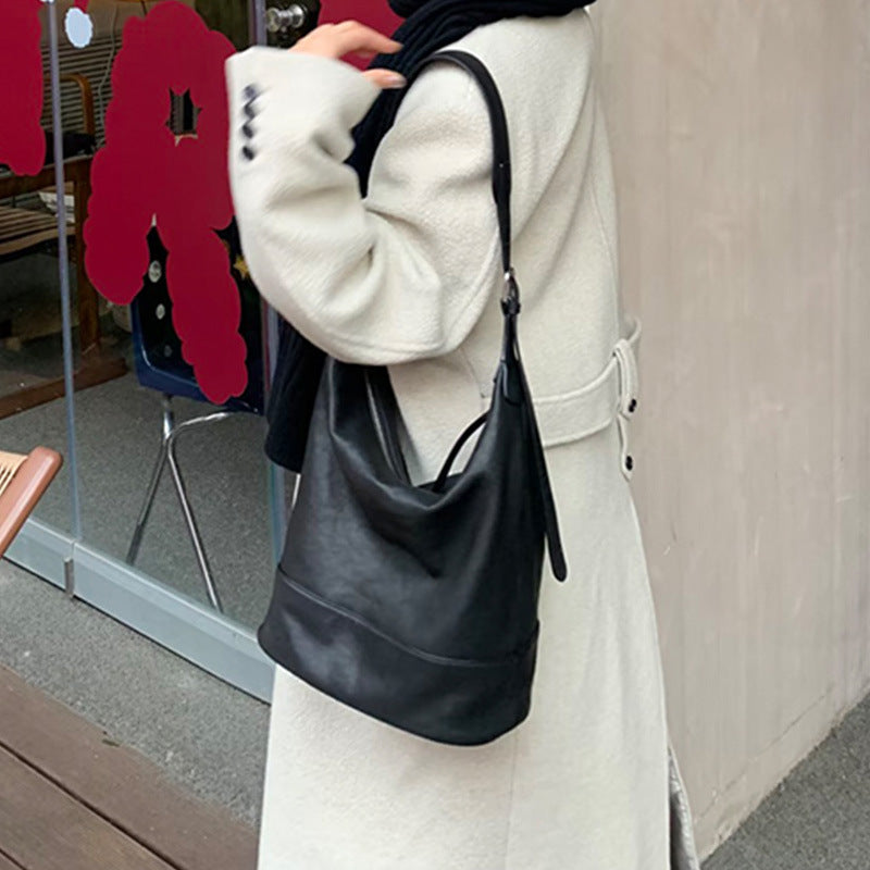 Layer Vegetable Tanning Leather Binaural Large Capacity Totes Commuter Women's Shoulder Bag