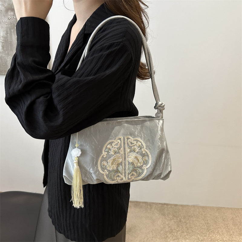 Embroidery Large Capacity Summer Fresh Pleated Bags