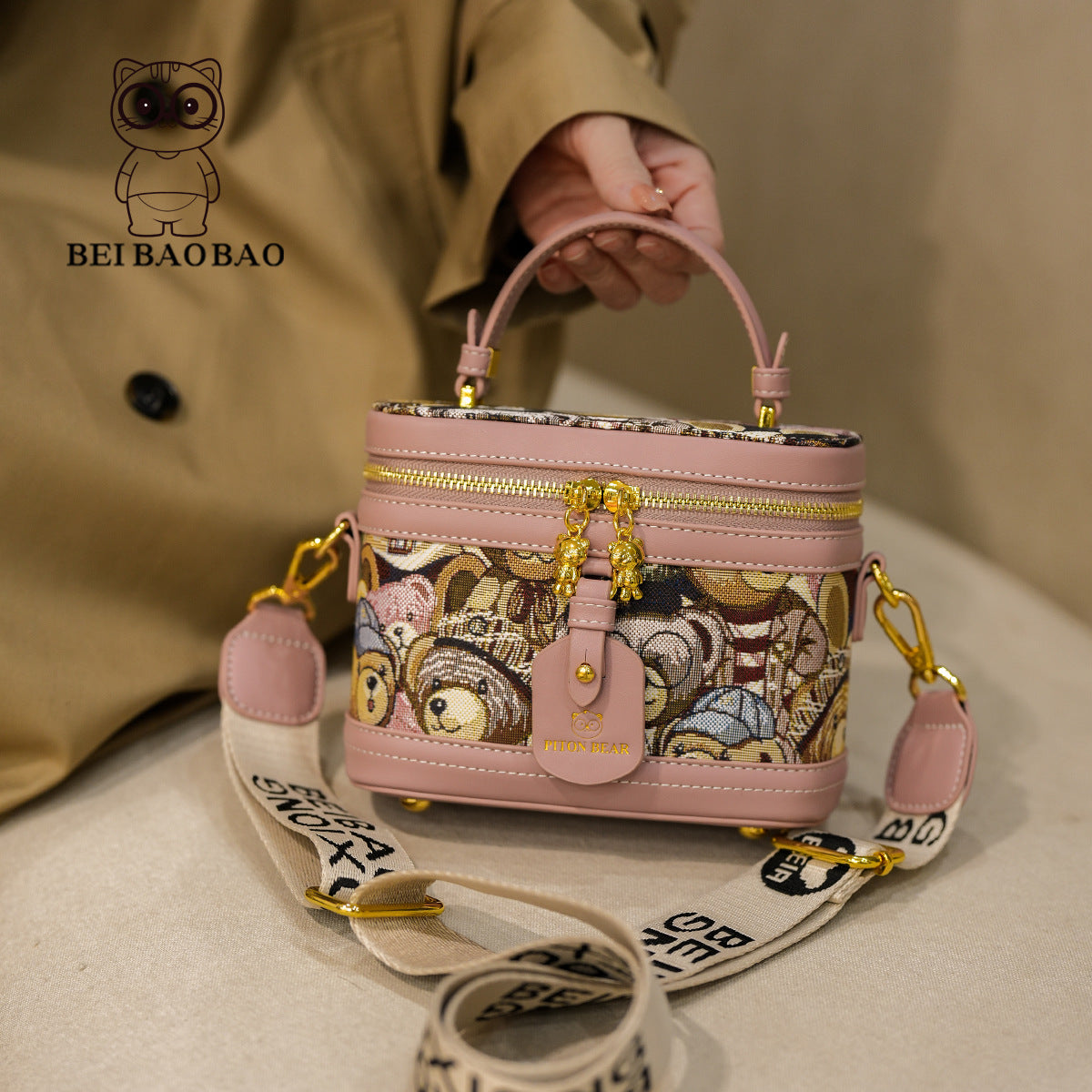 Women's Source Cute Bear Portable Box Bags