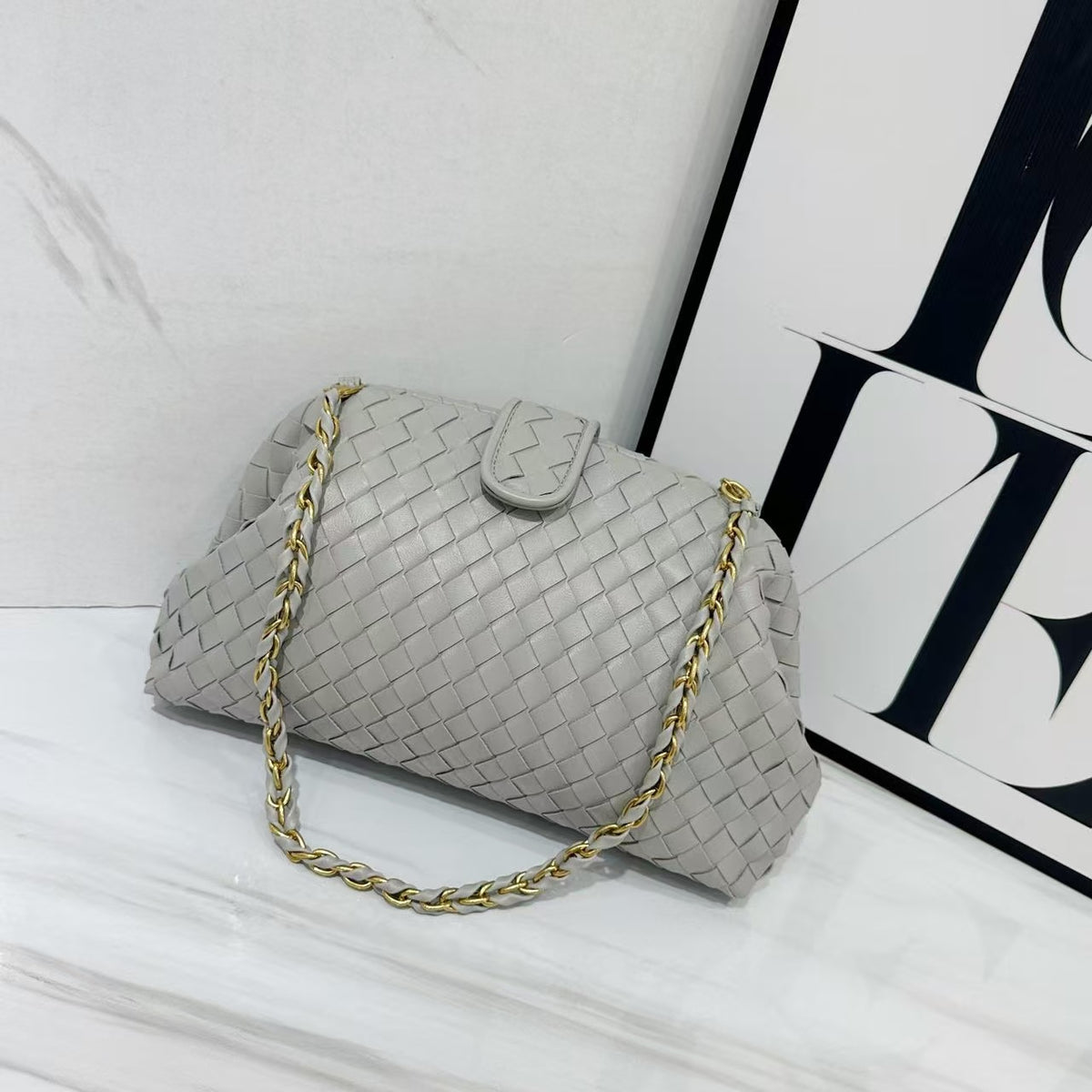 Woven Underarm Cloud Pleated Light Luxury Bags