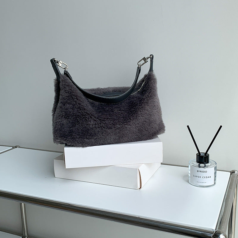 Women's Furry High Sense Underarm Fashion Plush Portable Shoulder Bags